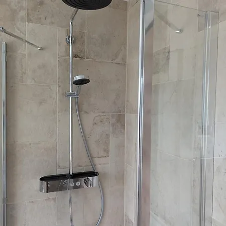 شقة Skadi بالتروم